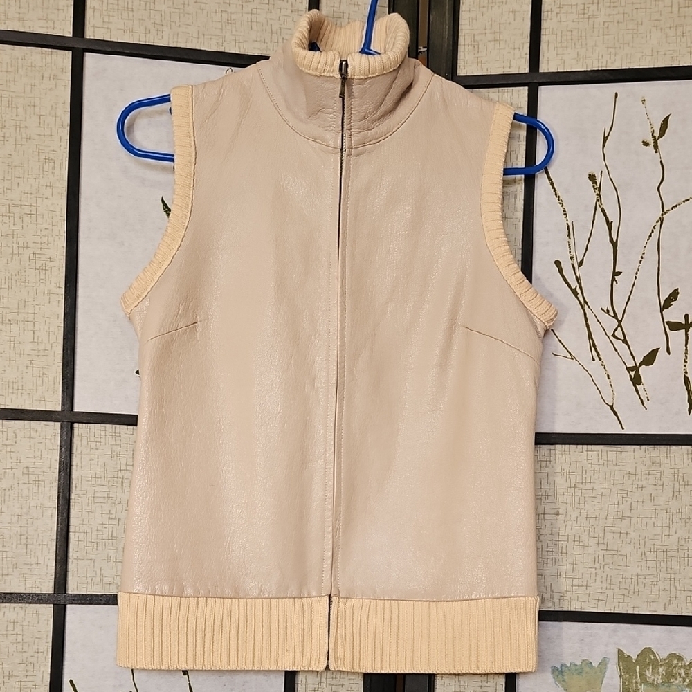 Banana Republic Cream Knit Vest High-Neck Style